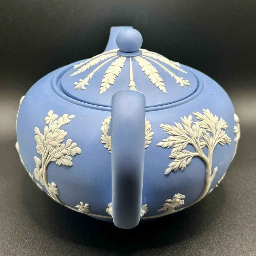 VTG Wedgwood England Blue Jasperware Collectible Greco Roman Motif Teapot, Lid - Picture 5 of 16